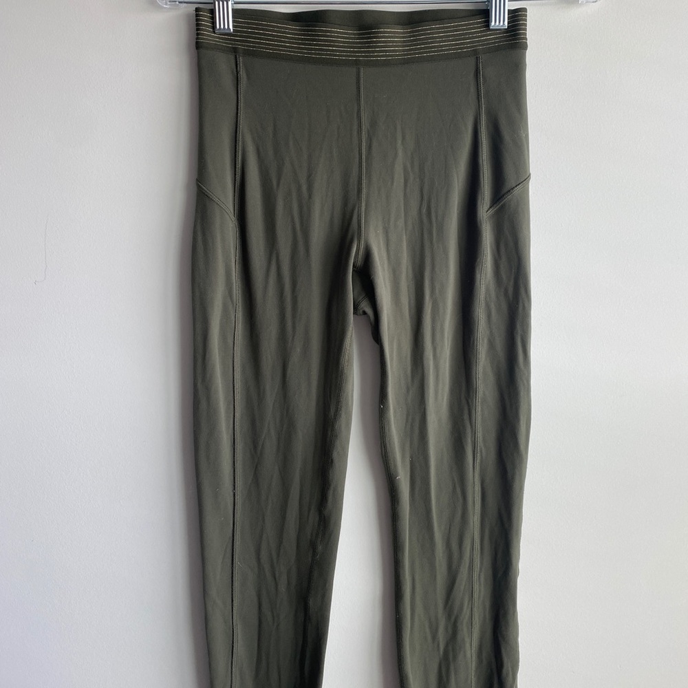 Army green Lululemon high-rise align leggings